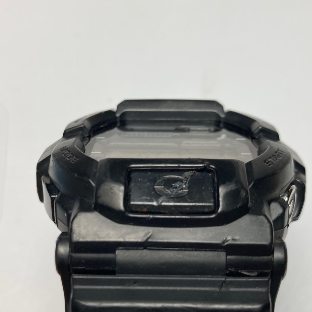 Casio Gshock GD-350, black positive display with teal accents, new battery - Picture 6 of 16